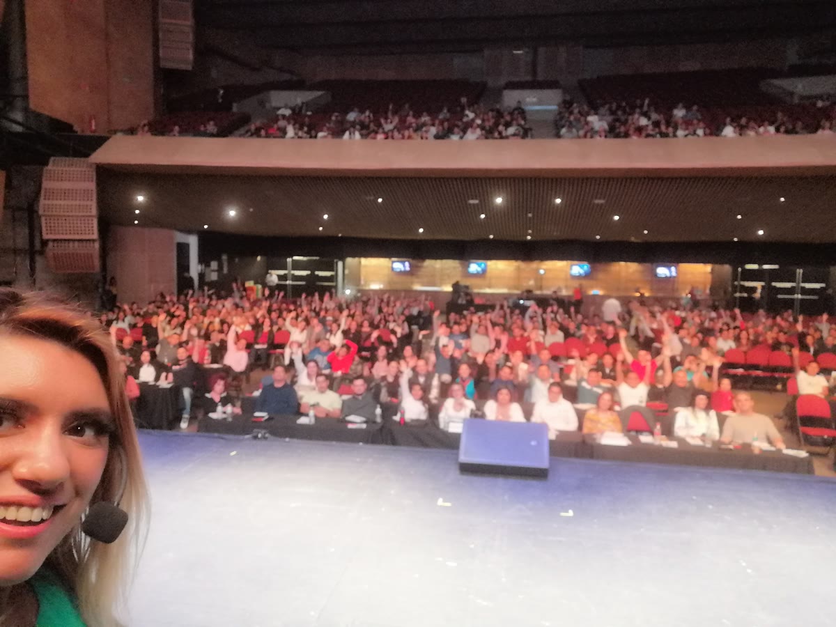 Leila Fittipaldi con auditorio lleno en Ciudad de México — workshop CDMX